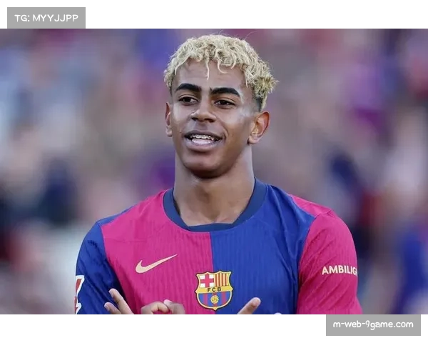 老将莱万7场4球辅以新星亚马尔 巴萨锋线代际融合见成效